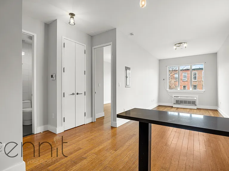 643 Madison St #A — Photo 7