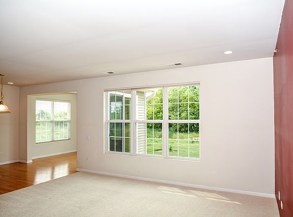 3rd image of 14053 Redmond Dr