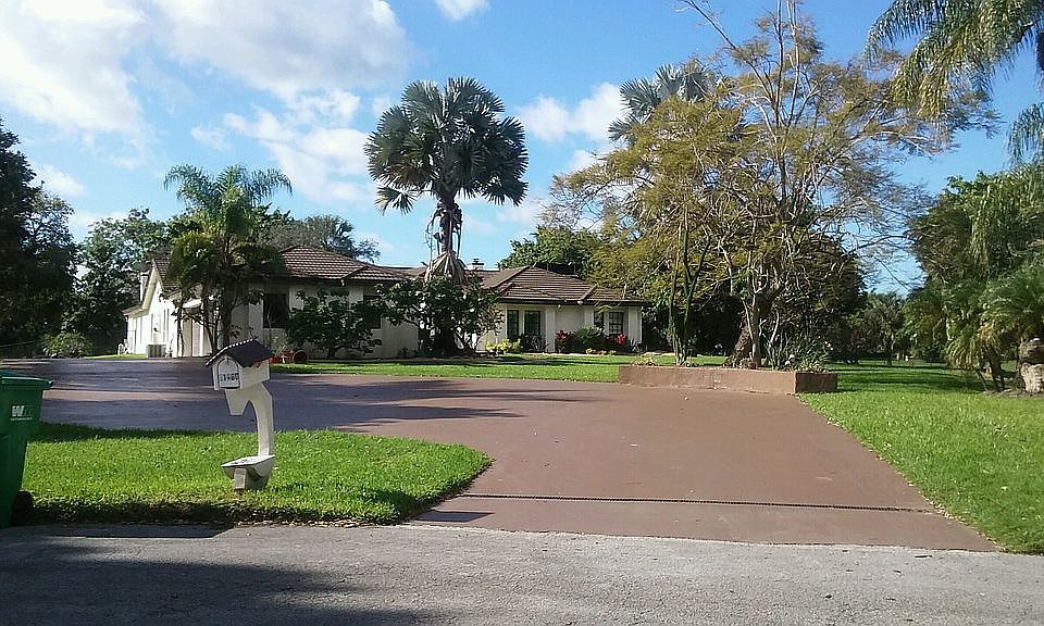 1st image of 11460 NW 5th St
