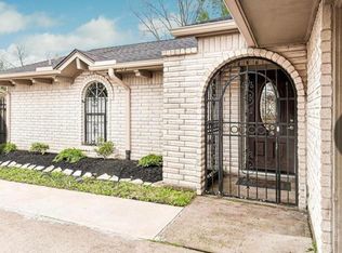 10403 Kirkvale Dr, Houston, TX 77089