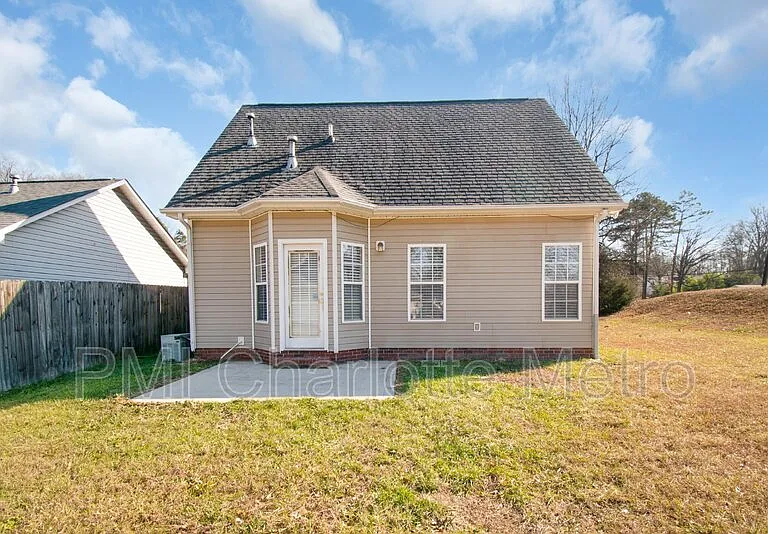 6550 Lynmont Dr — Photo 11