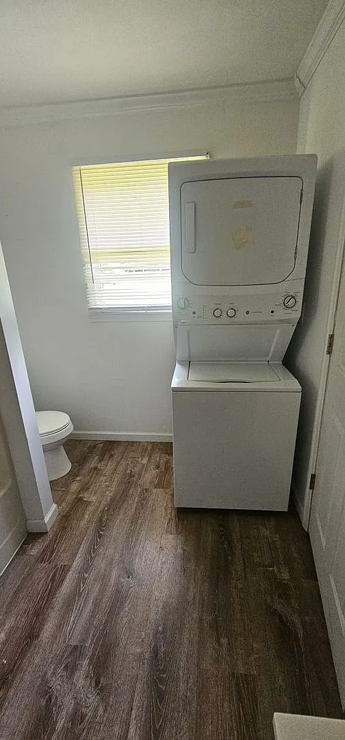 Stewart St. 5-Plex — Photo 3
