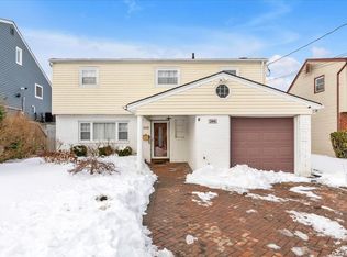 306 Westside Ave, Freeport, NY 11520