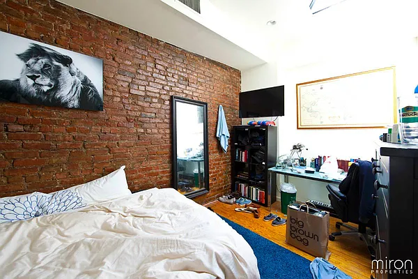 Rented by Miron Properties | media 77