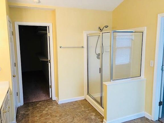 5th image of 3985 Ancroft Cir