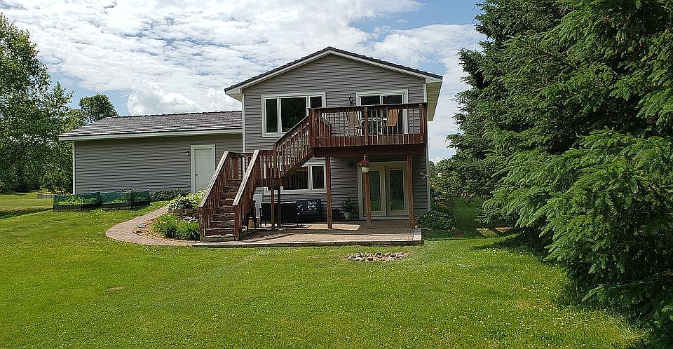2nd image of 221 Forrest Dr