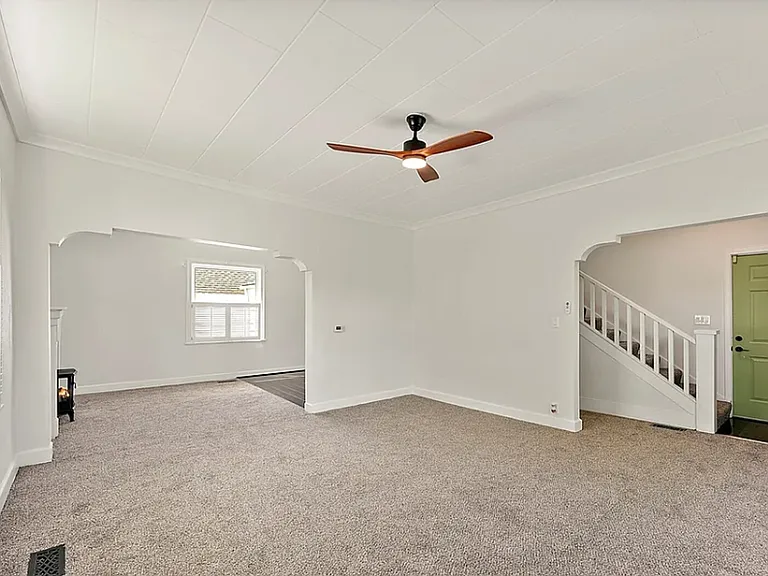 7640 Yakima Ave — Photo 8