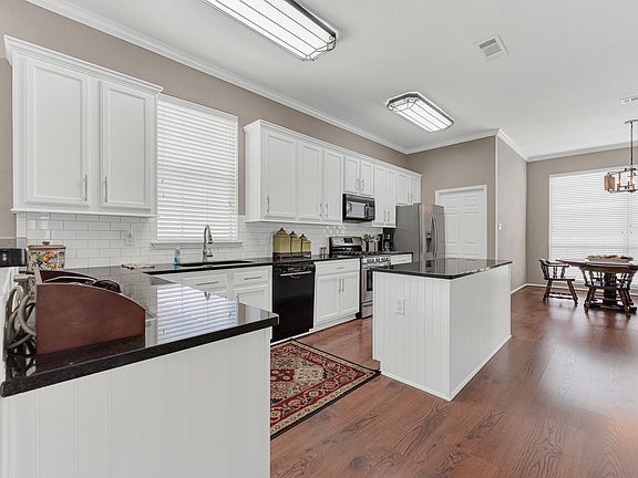 3rd image of 8109 Eagle Dr