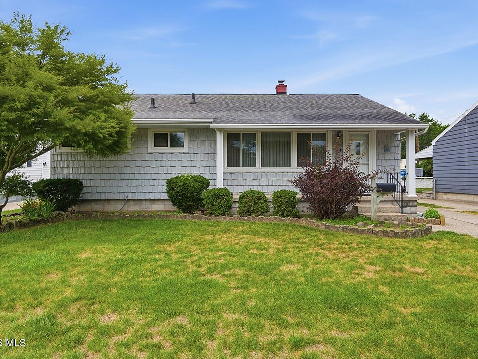 1st image of 5311 Fern Dr
