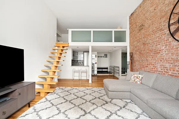 Sold by Compass | media 3