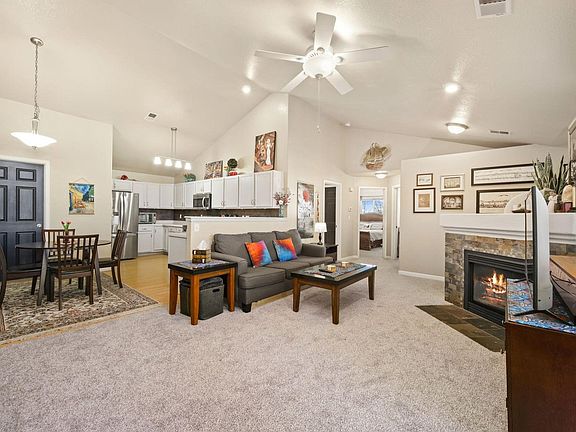 4th image of 5151 W 29th St #405