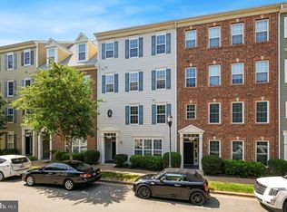 164 Chevy Chase St #A, Gaithersburg, MD 20878