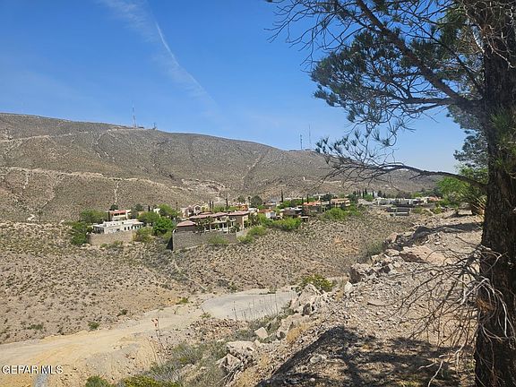 4th image of 38 Sierra Crest Dr