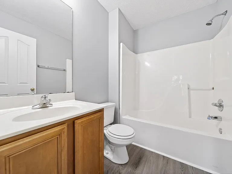 998 Tom Hailey Blvd — Photo 43