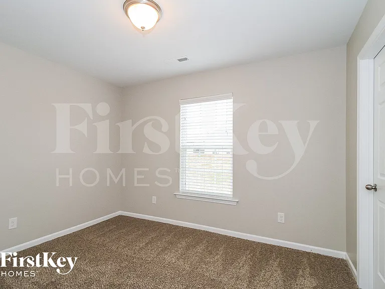 5784 Misty Hill Cir — Photo 9