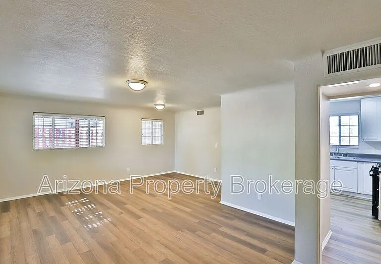 144 E Vista Del Cerro Dr — Photo 20