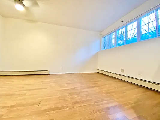 Rented by Keller Williams NYC | media 13