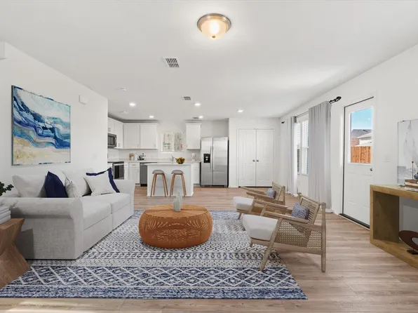 822 Breakwater Dr, Princeton, TX 75407