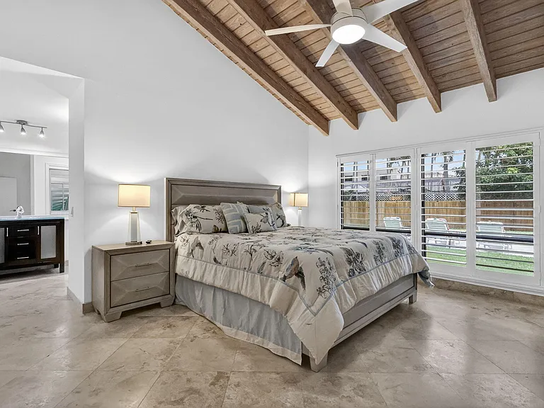 804 Foxpointe Cir — Photo 36
