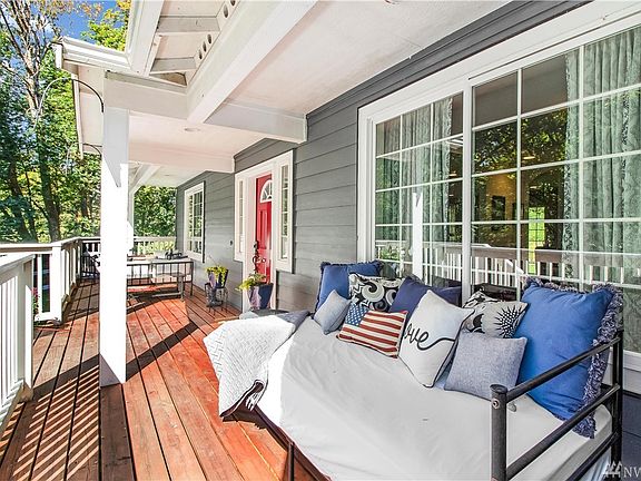 Another look at the covered front porch