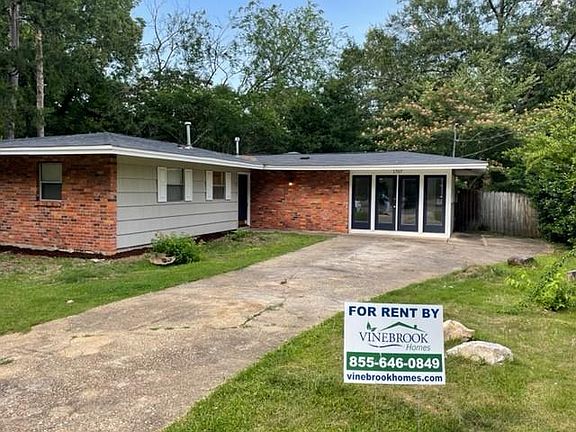 2nd image of 1707 Sylvan Dr