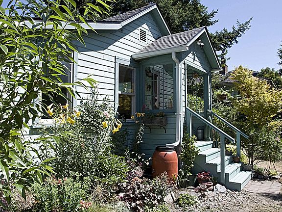 "Farmhouse"