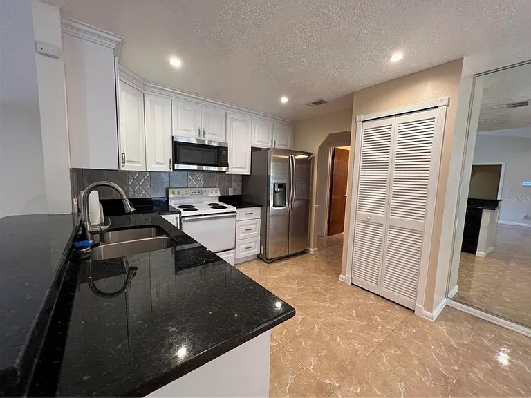 8008 Eden Park Rd — Photo 9