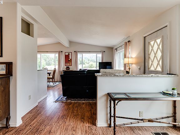 5th image of 85729 Chelsea Ln