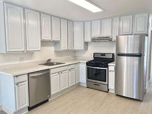 1st image of 1151 Wisconsin St #B