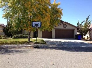 12714 Gaines St, Victorville, CA 92392