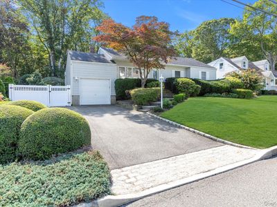 42 Bruce Lane S, Kings Park, NY, 11754