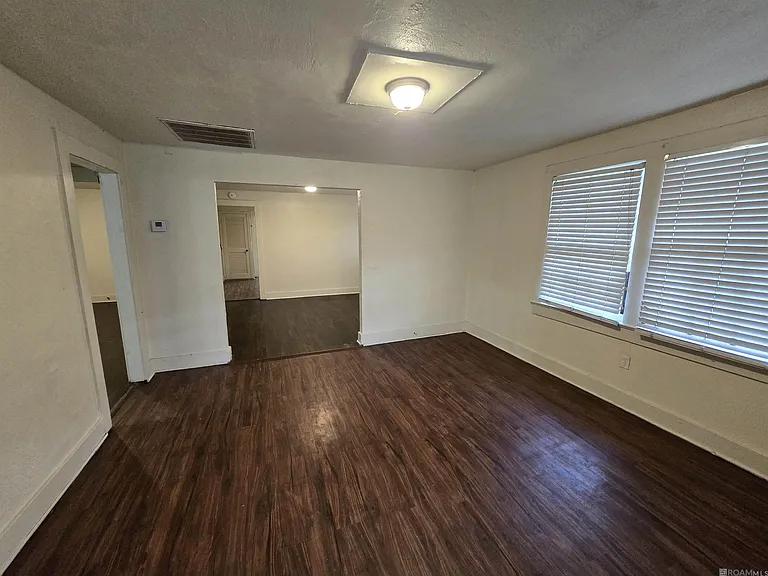 1704 Braddock St — Photo 3