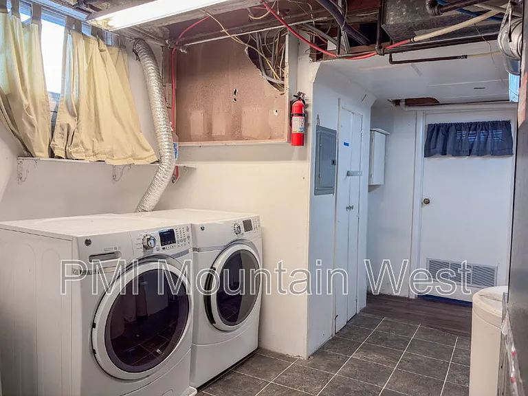 282 E 650 N — Photo 6