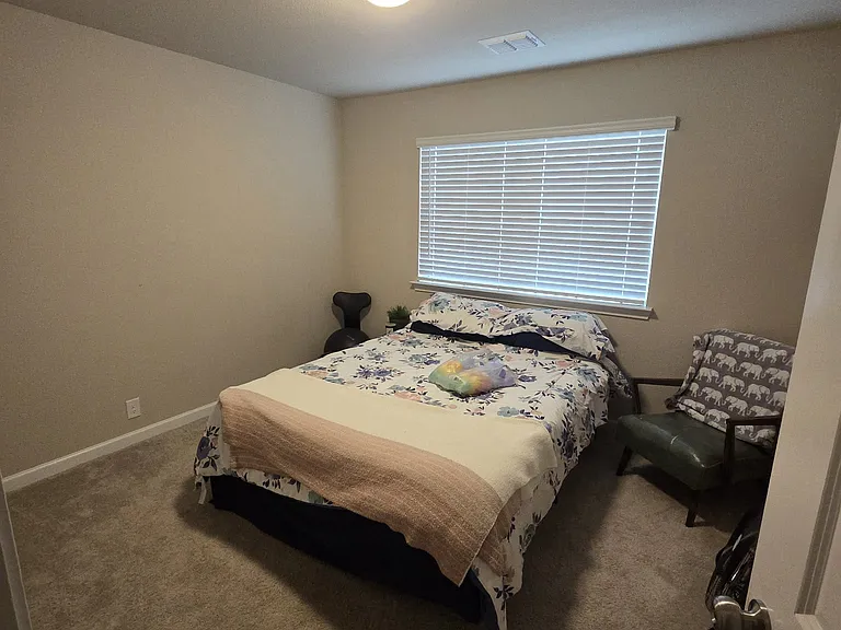 1105 Goldenrod Dr — Photo 9
