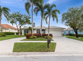 7049 Peninsula Ct, Lake Worth, FL 33467