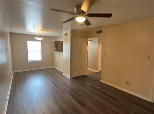 304 Dell Ct APT 2, Houston, TX 77009