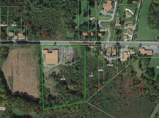 1685 W Housatonic St, Pittsfield, MA 01201
