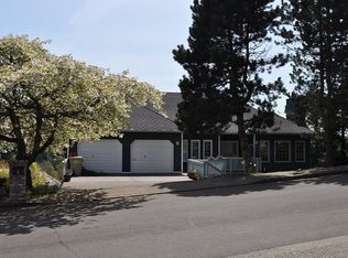 35 SW 68th Ave, Portland, OR 97225