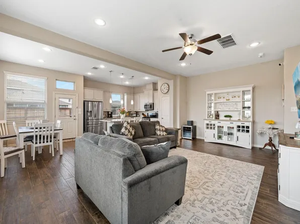 25330 Fallen Acorn Ct, Porter, TX 77365