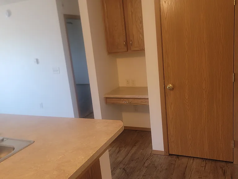 1512 N Garfield Ave #100 — Photo 7