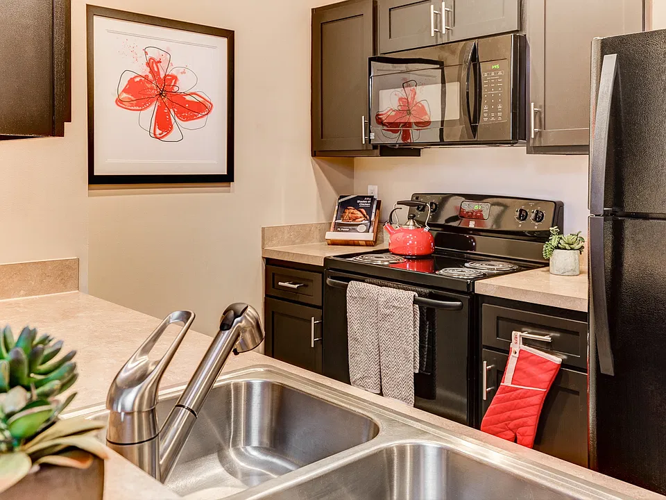 The Bradford at Easton Apartment Homes