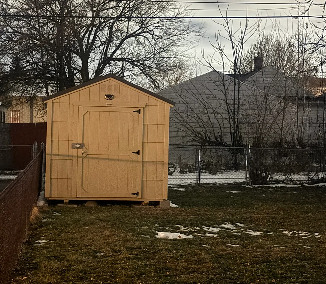 1104 Booth Ave — Photo 3