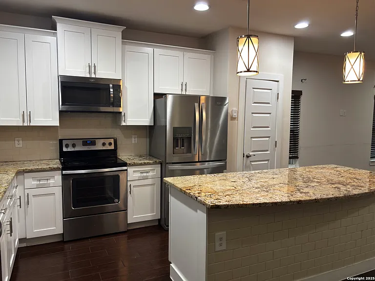 2854 Moncayo Dr — Photo 5