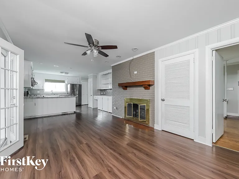 705 Evergreen Ave — Photo 6