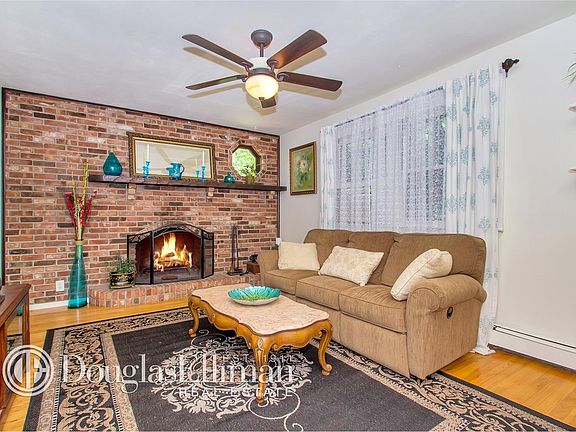 2nd image of 26 Caroline Ave