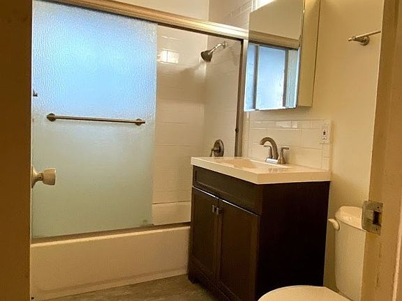 3rd image of 725 Wrelton Dr APT F