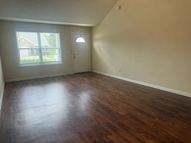 300 Promise Ln — Photo 3