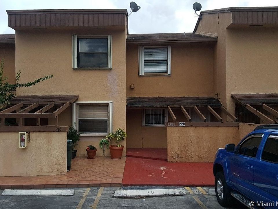 220 NW 71st Ave # 220