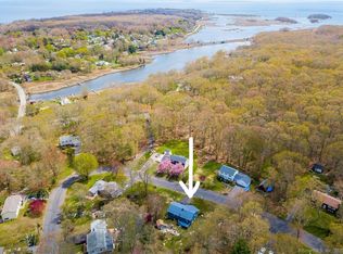 17 Louise Dr, Niantic, CT 06357