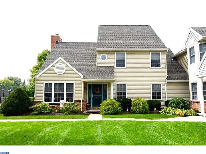107 Heather Ln photo 1